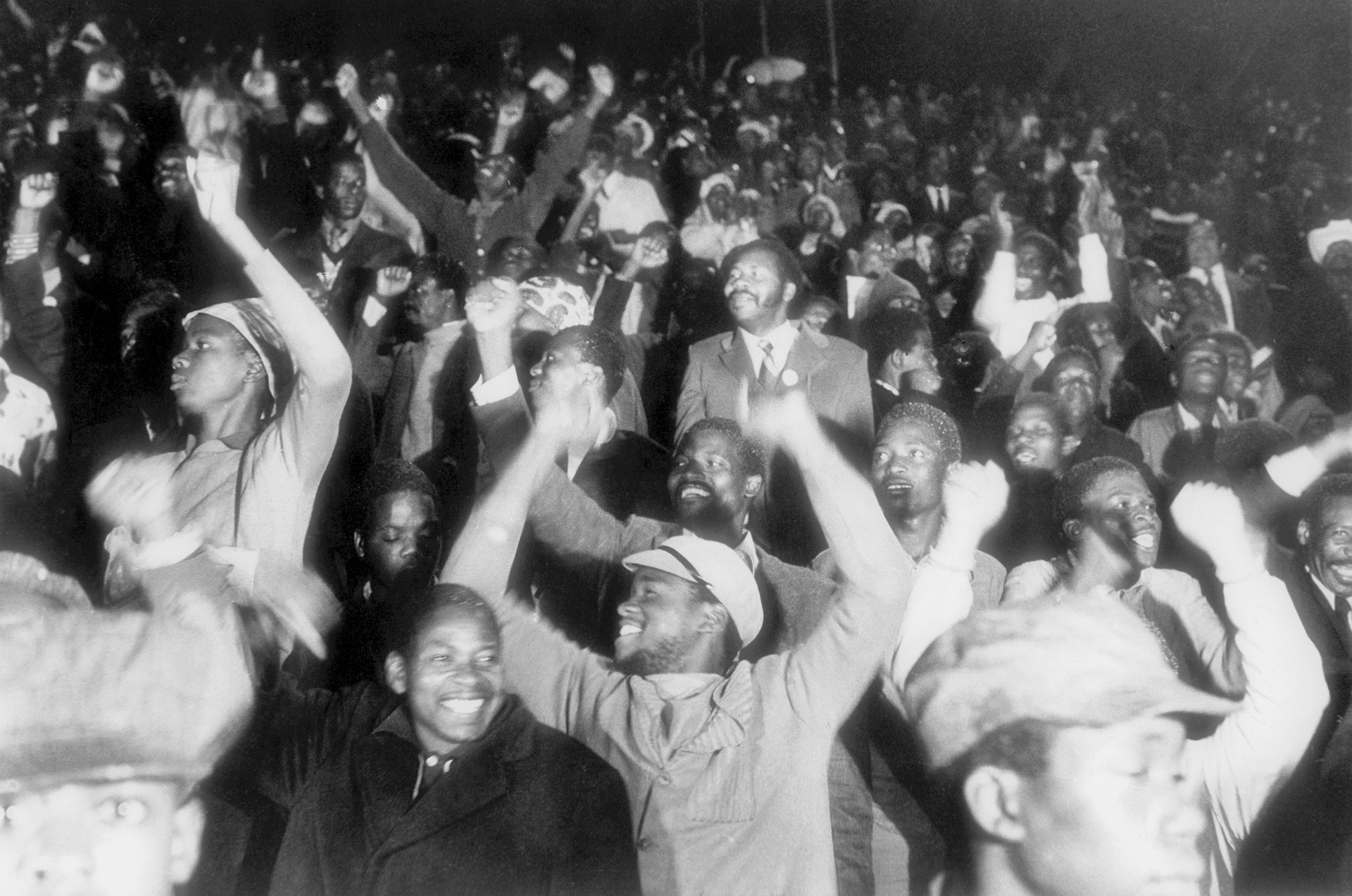 <p>After a left-wing military coup in Lisbon, Portuguese forces are withdrawn from Mozambique. Rhodesia and South Africa’s borders will become exposed to liberation fighters hosted by Samora Machel’s newly independent state.</p>